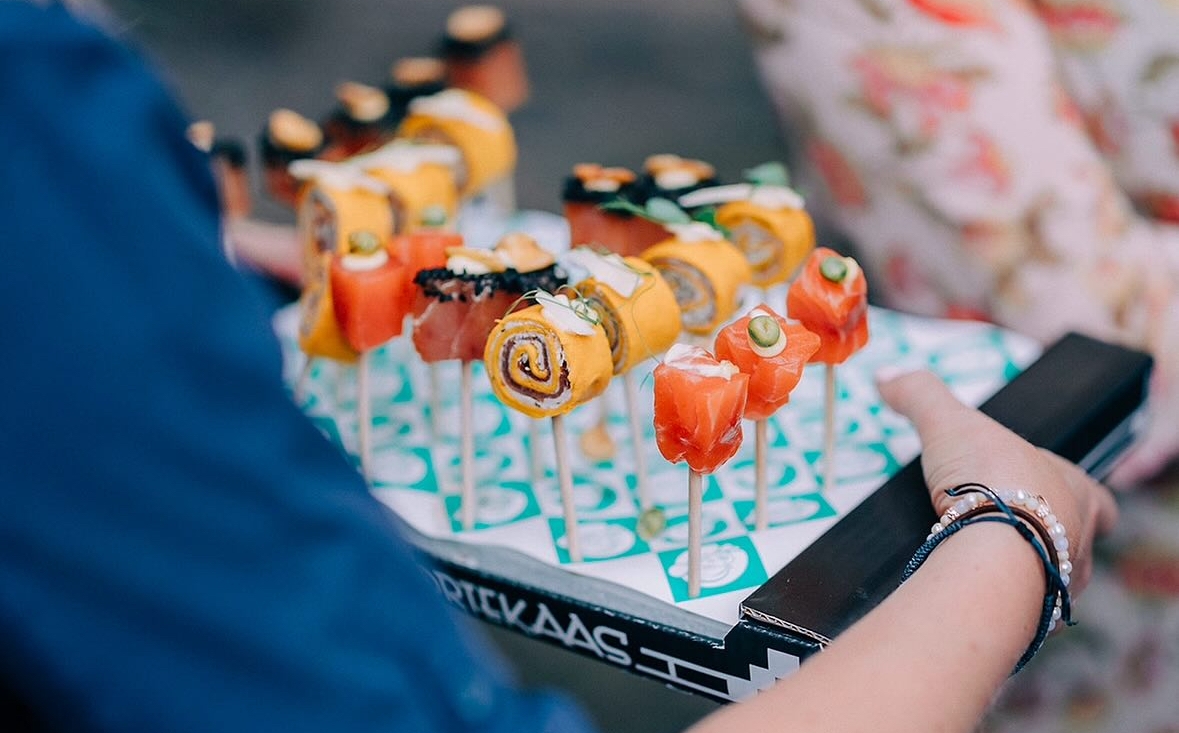 Mevrouw Kortekaas Salty Lollypops HapjesBox. www.mevrouwkortekaas.nl