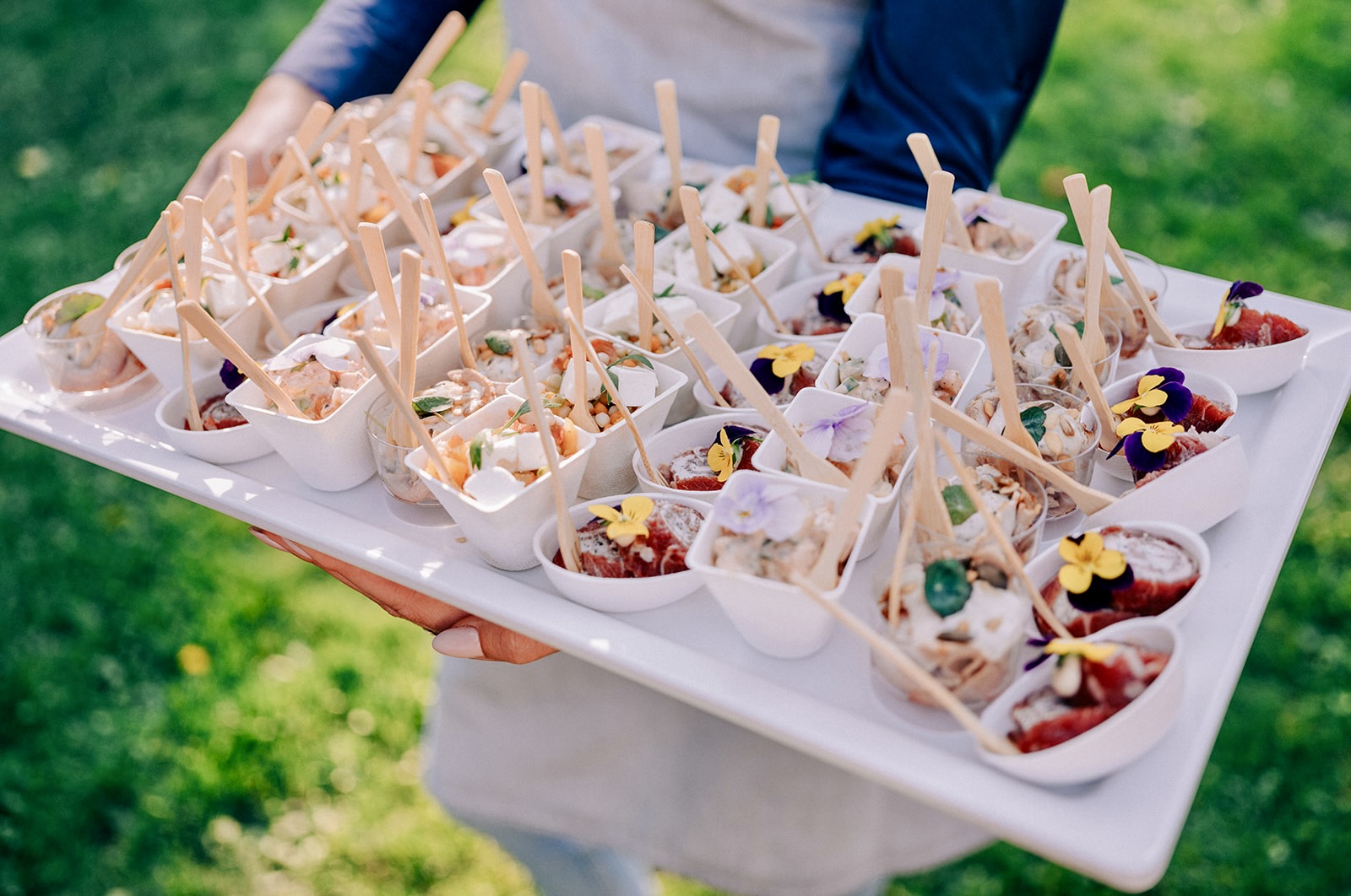 Bestel de lekkerste koude luxe hapjes bij www.mevrouwkortekaas.nl